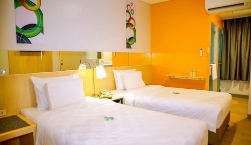 Standard Twin Room