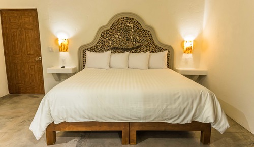Junior Studio Suite, 1 King Bed, Non Smoking