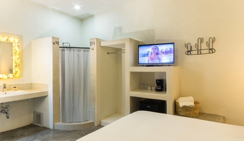 Junior Studio Suite, Multiple Beds, Non Smoking