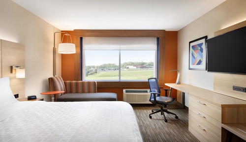 Standard Room, 1 King Bed