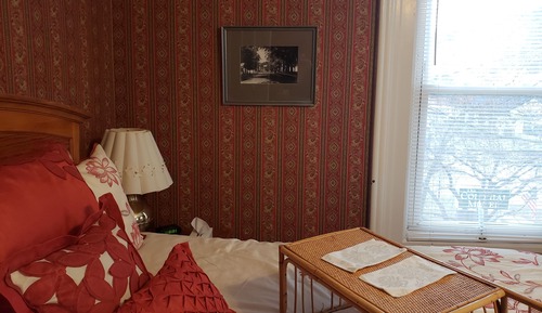 Deluxe Room, 1 Queen Bed, Non Smoking