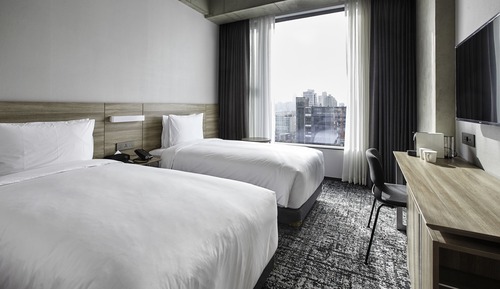 Standard Twin Room (2 Super Single Beds, High Floor)