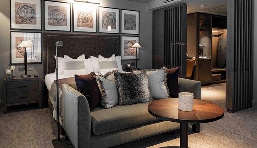 Executive Suite