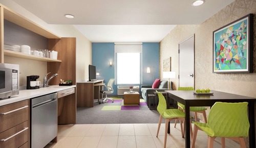 Suite, 1 Queen Bed, Accessible (Roll-In Shower)