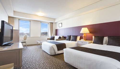 Premium Twin Room, Harbor View (High Floor)