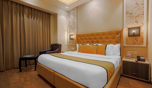 Executive Room, City View
