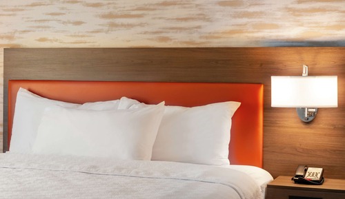 Studio, 1 King Bed, Accessible, Bathtub (Mobility & Hearing)