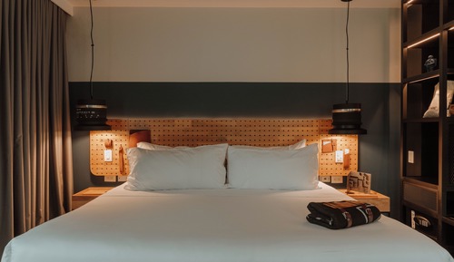 Deluxe Suite (2XL)