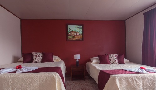 Deluxe Quadruple Room