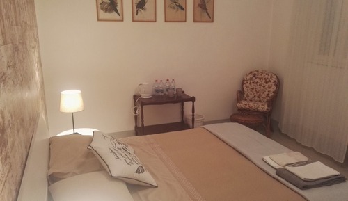 Deluxe Double Room, Shared Bathroom