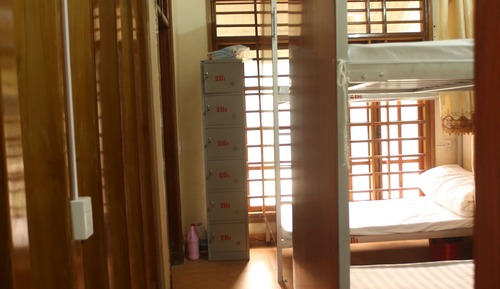 Bed in 6-Bed Mixed Dorm