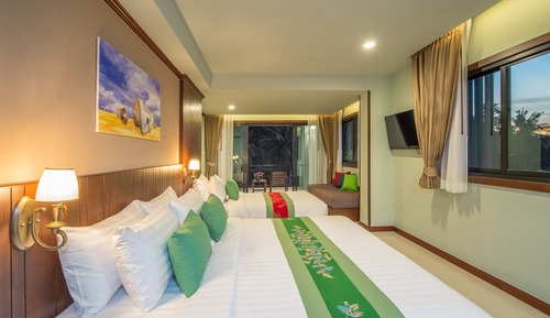 Family Suite (1 Double and 1 Single bed)