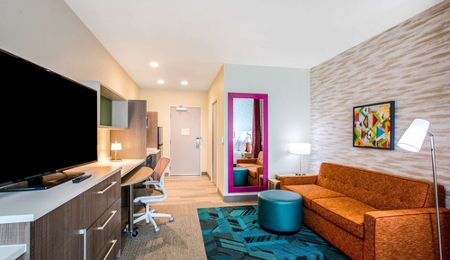 Studio Suite, 1 King Bed, Non Smoking