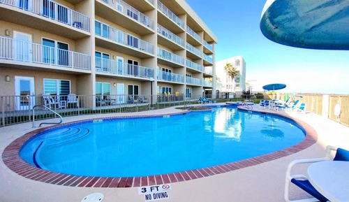 Condo, 2 Bedrooms