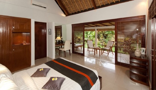 Superior Bungalow