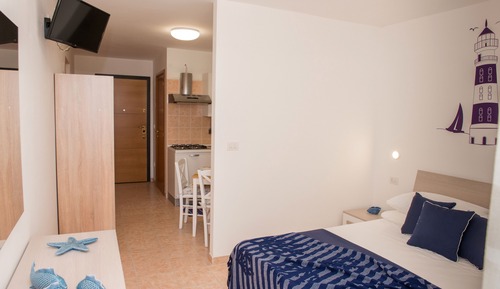 Standard Apartment, 1 Queen Bed, Sea View