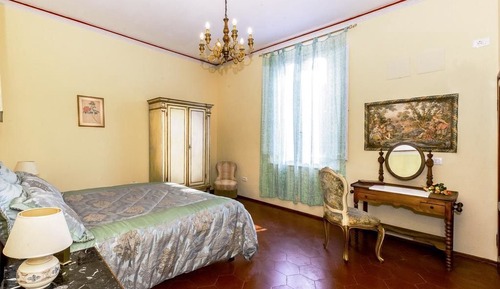 Triple Room (Michelangelo)