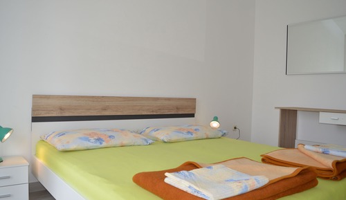 Apartment (4)