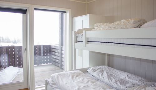 Family Apartment, 4 Bedrooms, Sauna, Mountainside