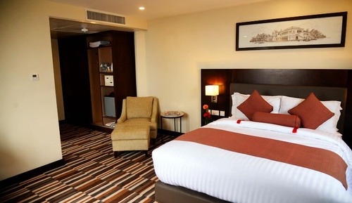 Superior Queen Room