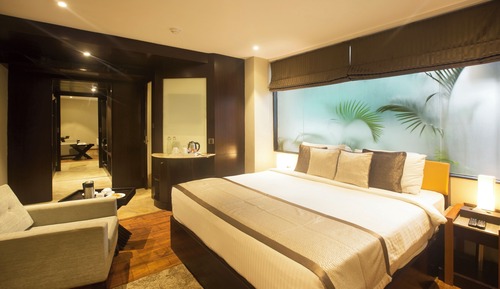 Club Room
