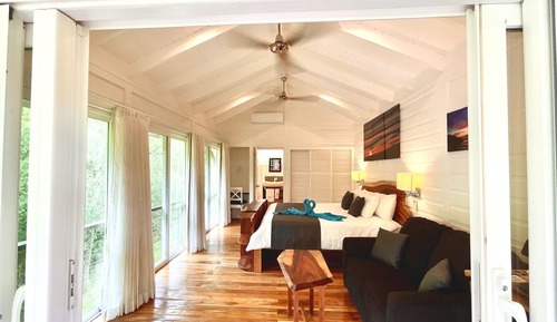 Grand Bungalow, Terrace, Hill View