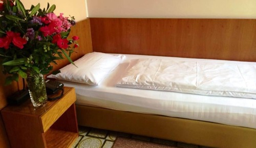 Single Room, Balcony