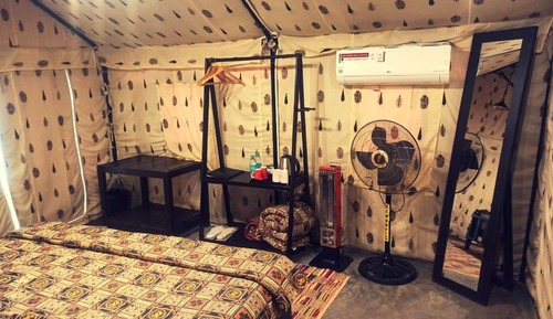 Deluxe Double or Twin Room, 1 King Bed, River View