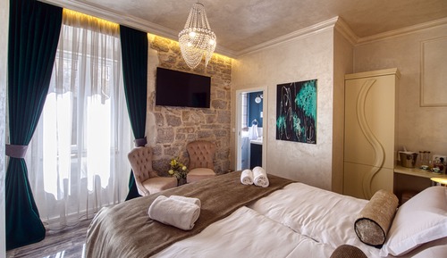 Design Double or Twin Room, Courtyard View (11)