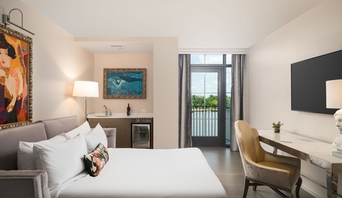 Room, 1 King Bed (Hearing Accessible)