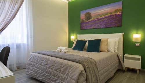 Deluxe Double Room, City View (Stanza Terra)