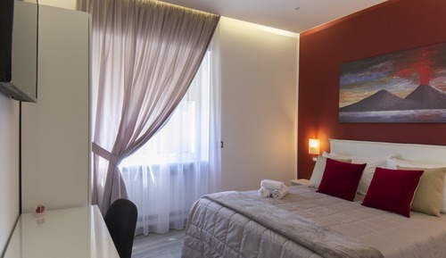 Deluxe Double Room, City View (Stanza Fuoco)