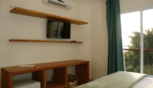 Superior Suite, Multiple Beds, Partial Sea View