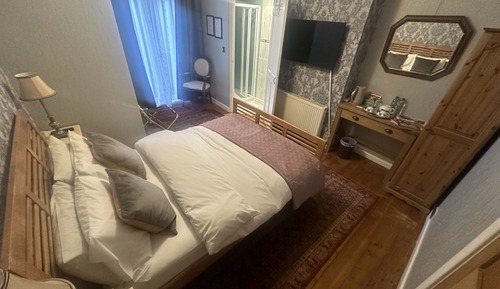 Double Room (Ground Floor)
