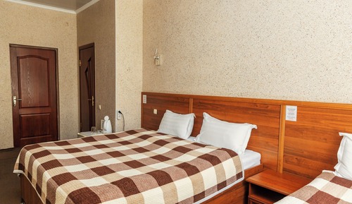 Standard Twin Room, 2 Twin Beds, Courtyard View