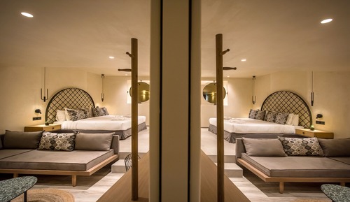 Suite, Private Pool (Interconnecting)