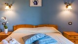 Standard Double Room, Garden View