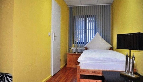 Standard Single Room, Mountain View