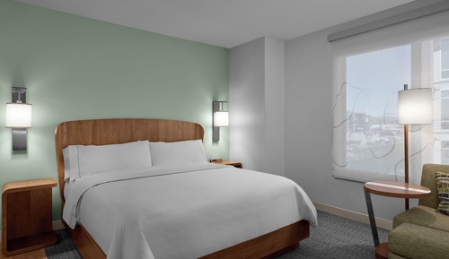 Basic Single Room, 1 King Bed (Hearing Accessible)