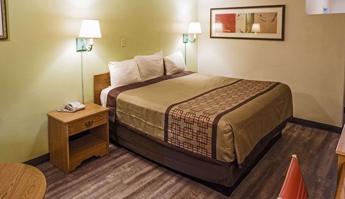 Standard Room, 1 King Bed, Non Smoking
