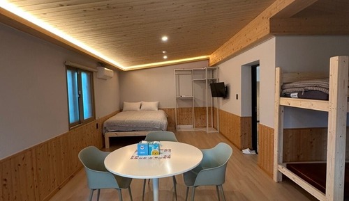 Suite Deluxe Room