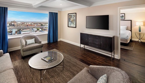 Suite (Lincoln)