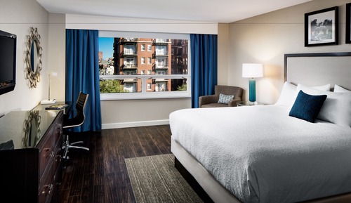 Standard Room, 1 King Bed