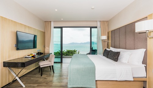 Premier Room, Sea View