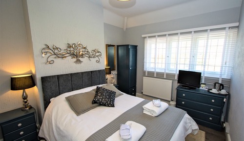 Classic Double Room, Ensuite