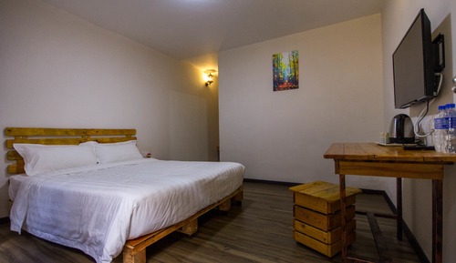 Deluxe Room, 1 King Bed