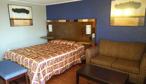 Comfort Room, 1 Queen Bed