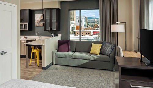 Studio, 1 King Bed with Sofa bed (Hearing Accessible)