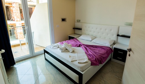 Double Room, Balcony