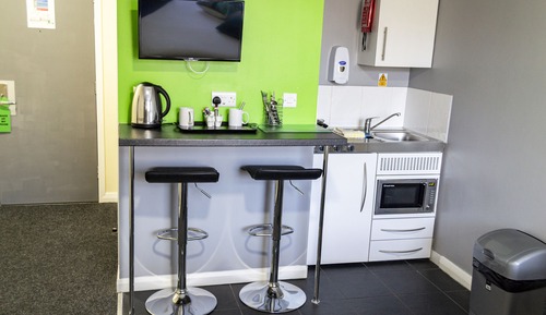 Twin Room, Kitchen
